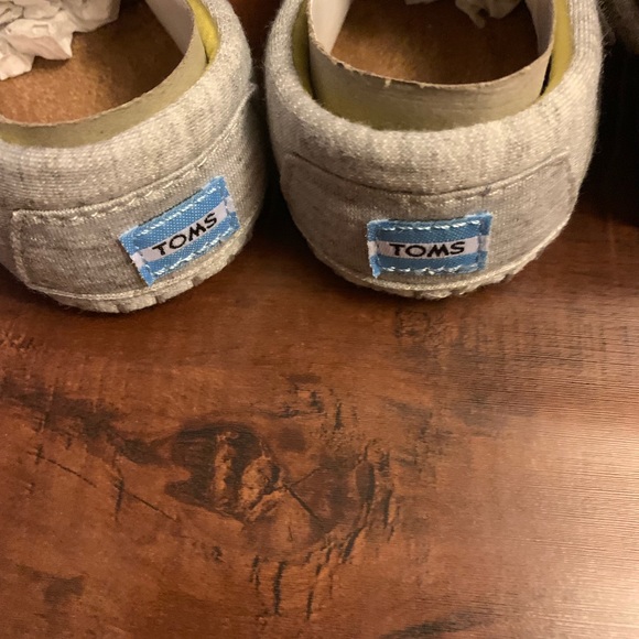 TOMS Alpargata Chambray Crib Shoe - Picture 4 of 8